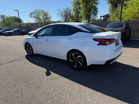 Used 2023 Nissan Versa SR w/ Trunk Package image 6