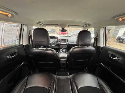 Used 2019 Jeep Compass Trailhawk image 22