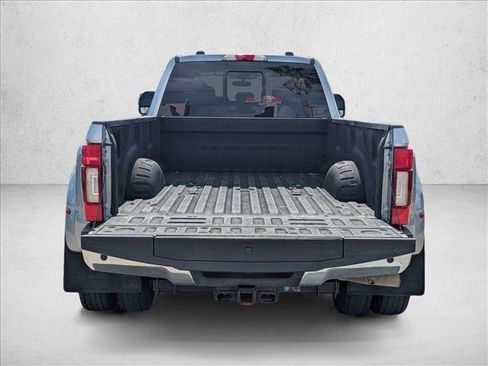 Used 2020 Ford F450 Lariat w/ Lariat Ultimate Package image 6