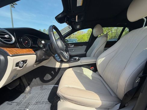 Used 2019 Mercedes-Benz E 450 4MATIC Wagon image 5