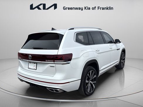 Used 2024 Volkswagen Atlas SEL Premium R-Line AWD/4WD image 7