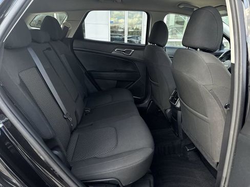 Used 2024 Kia Sportage LX image 25
