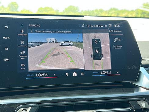 New 2025 BMW X1 xDrive28i w/ Technology Package image 23