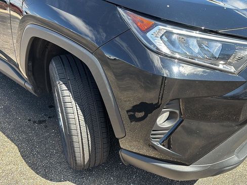 Used 2020 Toyota RAV4 XLE w/ Convenience Package image 20