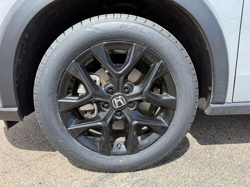 Certified 2024 Honda HR-V Sport image 40