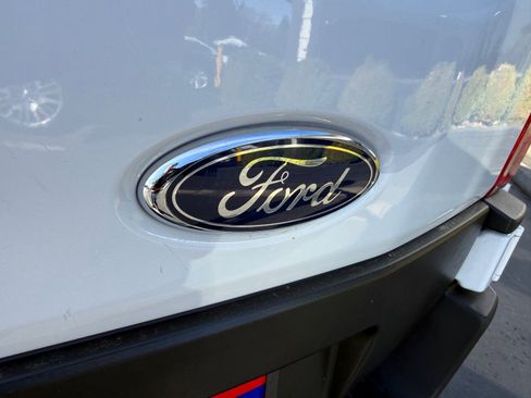 Used 2023 Ford Transit 250 Low Roof AWD w/ Exterior Upgrade Package image 11