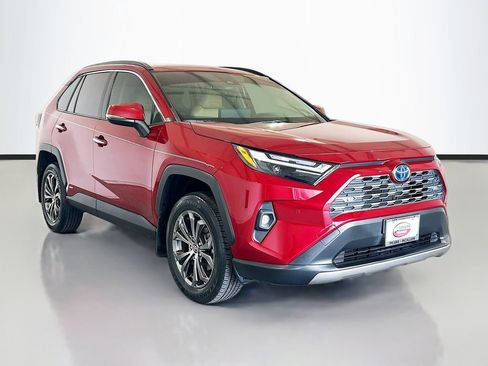 Used 2024 Toyota RAV4 Limited AWD/4WD image 3