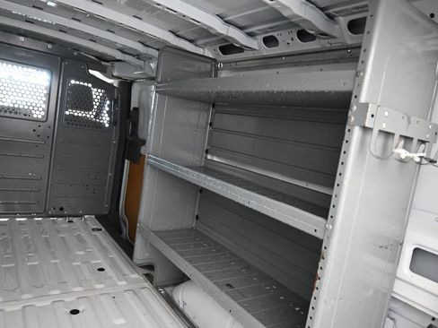 Used 2020 Nissan NV 1500 S image 34