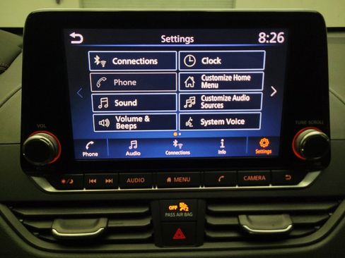 Used 2020 Nissan Altima 2.5 SR FWD image 25