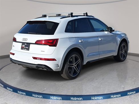Certified 2023 Audi Q5 e Premium Plus w/ Premium Plus Package image 3