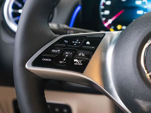 New 2026 Mercedes-Benz GLB 250 4MATIC image 16