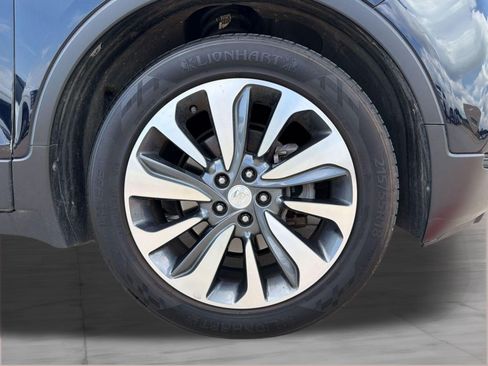 Used 2022 Buick Encore Preferred w/ Safety Package FWD image 11