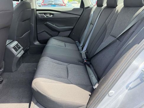 Certified 2025 Honda Accord SE image 9