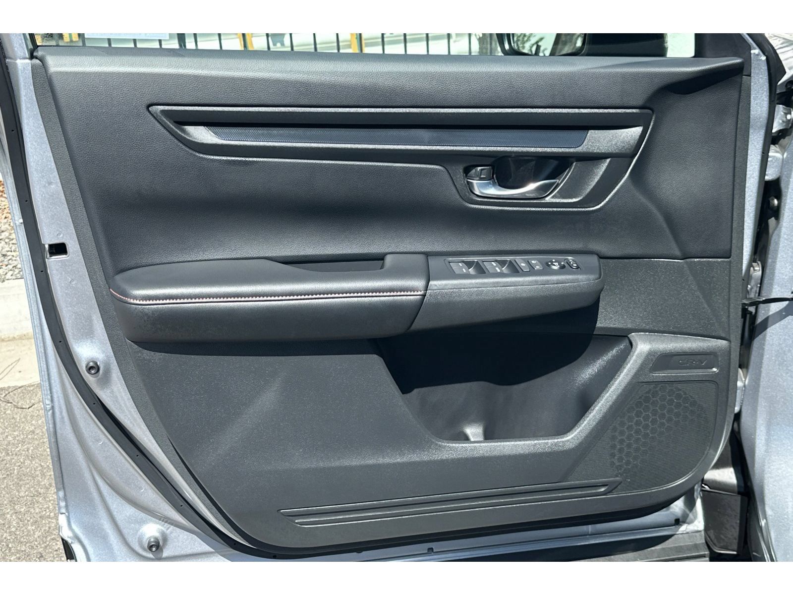 Used 2026 Honda CR-V Sport image 11