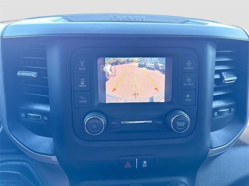 Used 2024 RAM 2500 Tradesman w/ Chrome Appearance Group image 13