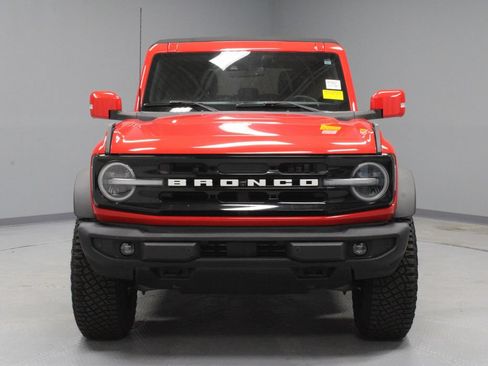 Certified 2022 Ford Bronco Outer Banks w/ Sasquatch Package AWD/4WD image 6