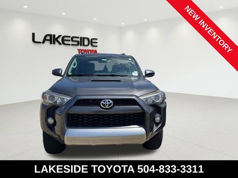 Used 2016 Toyota 4Runner Trail AWD/4WD image 8