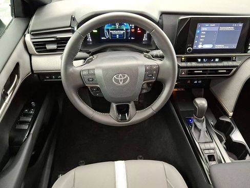 Certified 2025 Toyota Camry SE image 20