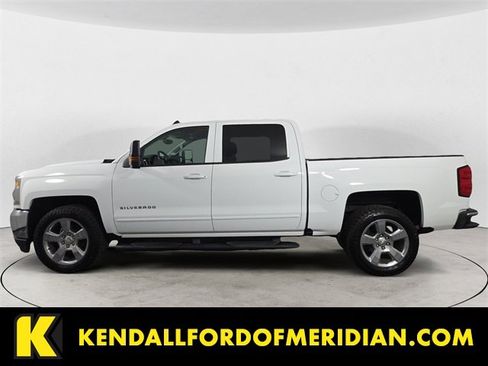 Used 2018 Chevrolet Silverado 1500 LT w/ Max Trailering Package image 2