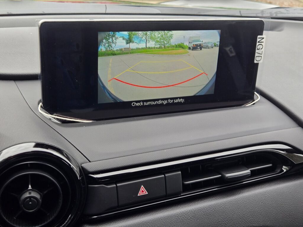 New 2026 MAZDA MX-5 Miata Club w/ Weather Package RWD image 21
