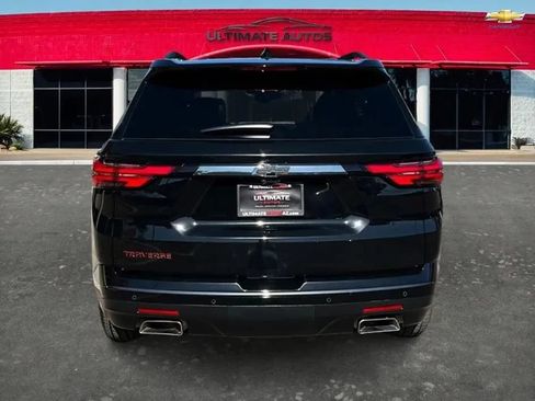Used 2022 Chevrolet Traverse Premier w/ Redline Edition FWD image 5