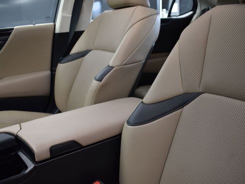 Used 2019 Lexus ES 350 image 14