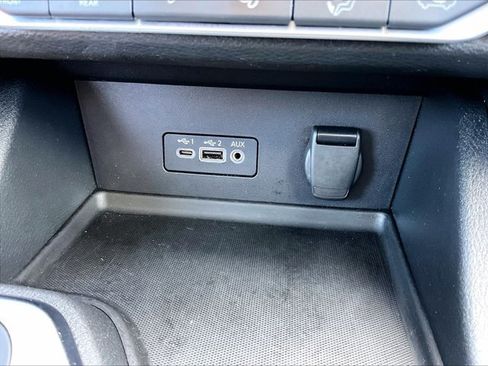 Used 2021 Nissan Sentra SV w/ Lighting Package FWD image 26