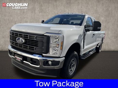 New 2026 Ford F250 XL w/ XL Chrome Package image 5