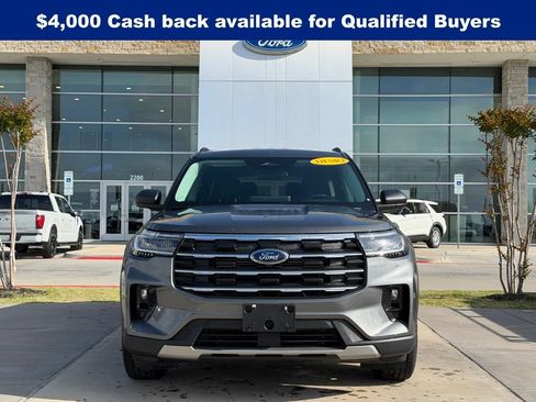 New 2026 Ford Explorer Active w/ Active Comfort Package RWD image 2