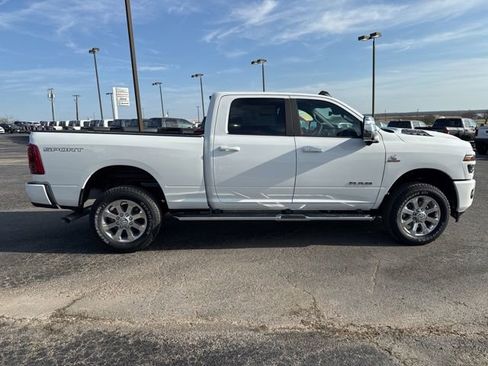 New 2026 RAM 2500 Laramie AWD/4WD image 6