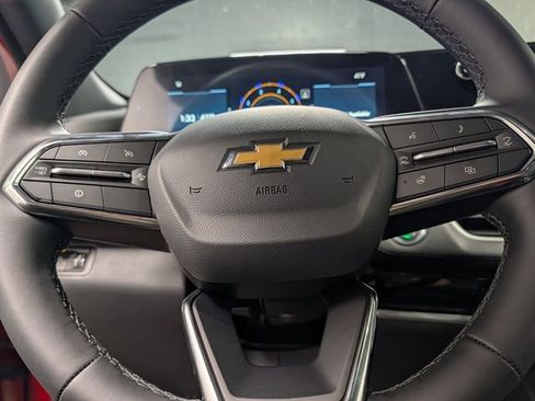 New 2026 Chevrolet Equinox LT image 17