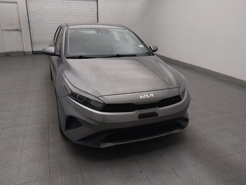 Used 2022 Kia Forte LXS FWD image 14
