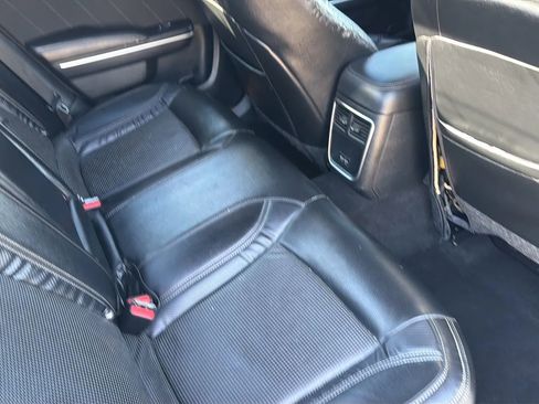 Used 2020 Dodge Charger SXT image 37