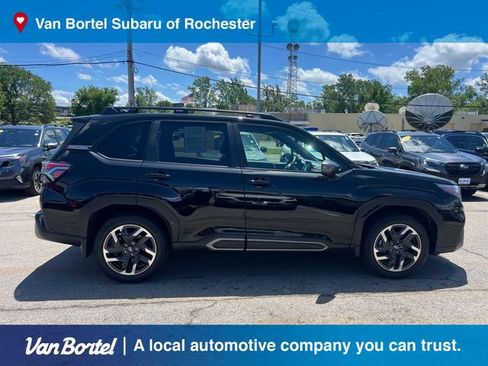 Certified 2025 Subaru Forester Limited AWD/4WD image 7
