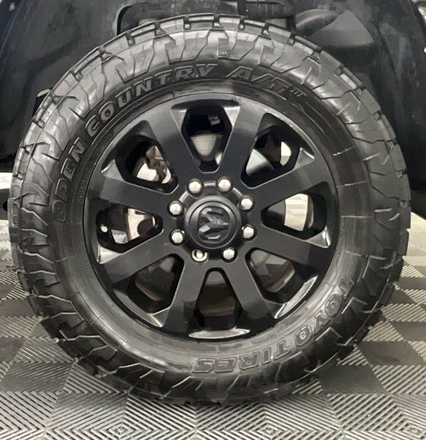 Used 2022 RAM 3500 Laramie AWD/4WD image 6