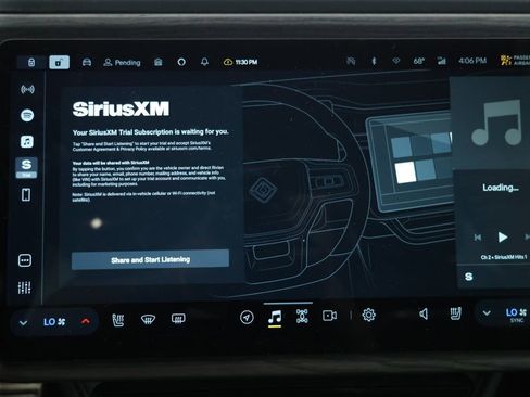 Used 2023 Rivian R1S Adventure image 18