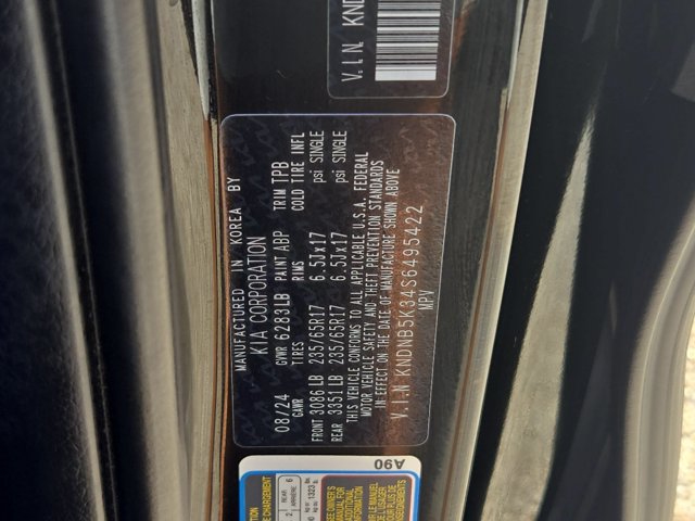 Used 2025 Kia Carnival FWD image 34