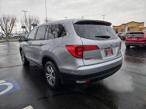 Used 2018 Honda Pilot EX image 5