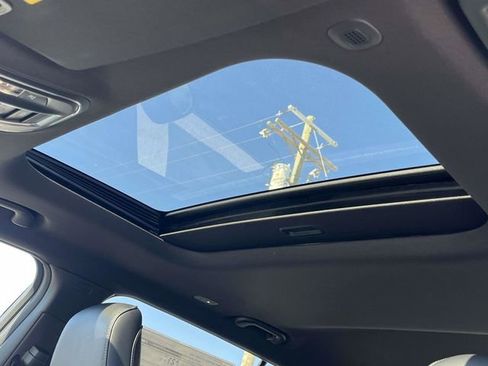 New 2025 Jeep Grand Cherokee L Altitude image 11