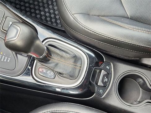 Used 2020 Jeep Compass Limited image 15