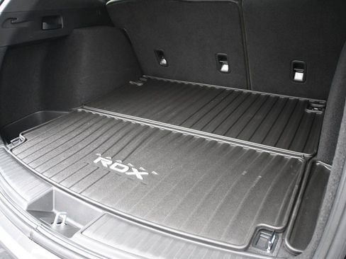 Used 2025 Acura RDX SH-AWD image 19