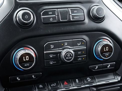 Used 2019 Chevrolet Silverado 1500 RST w/ All-Star Edition AWD/4WD image 29