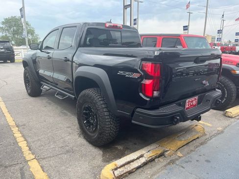 Used 2025 Chevrolet Colorado ZR2 w/ ZR2 Bison Edition AWD/4WD image 3