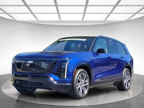 Certified 2026 Cadillac Vistiq Sport AWD/4WD image 8