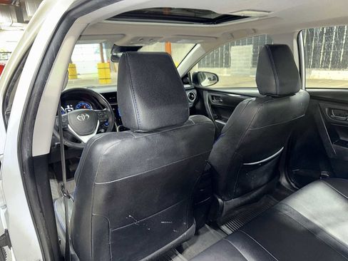 Used 2017 Toyota Corolla XSE image 29