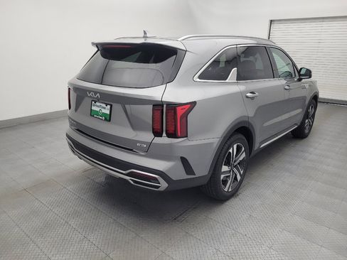 Used 2023 Kia Sorento EX w/ Panoramic Sunroof Package AWD/4WD image 9