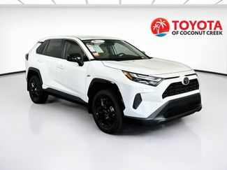 Used 2025 Toyota RAV4 LE FWD video 1