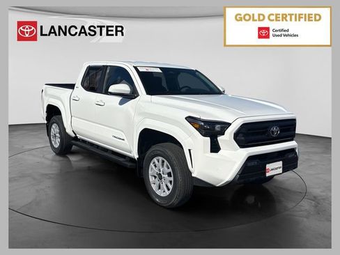 Certified 2024 Toyota Tacoma SR5 AWD/4WD image 1