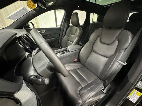 Used 2024 Volvo XC60 B5 Ultimate w/ Protection Package Premier image 24