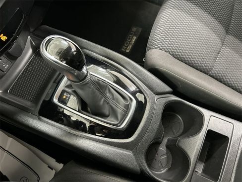 Used 2018 Nissan Rogue Sport S w/ S Appearance Package image 19